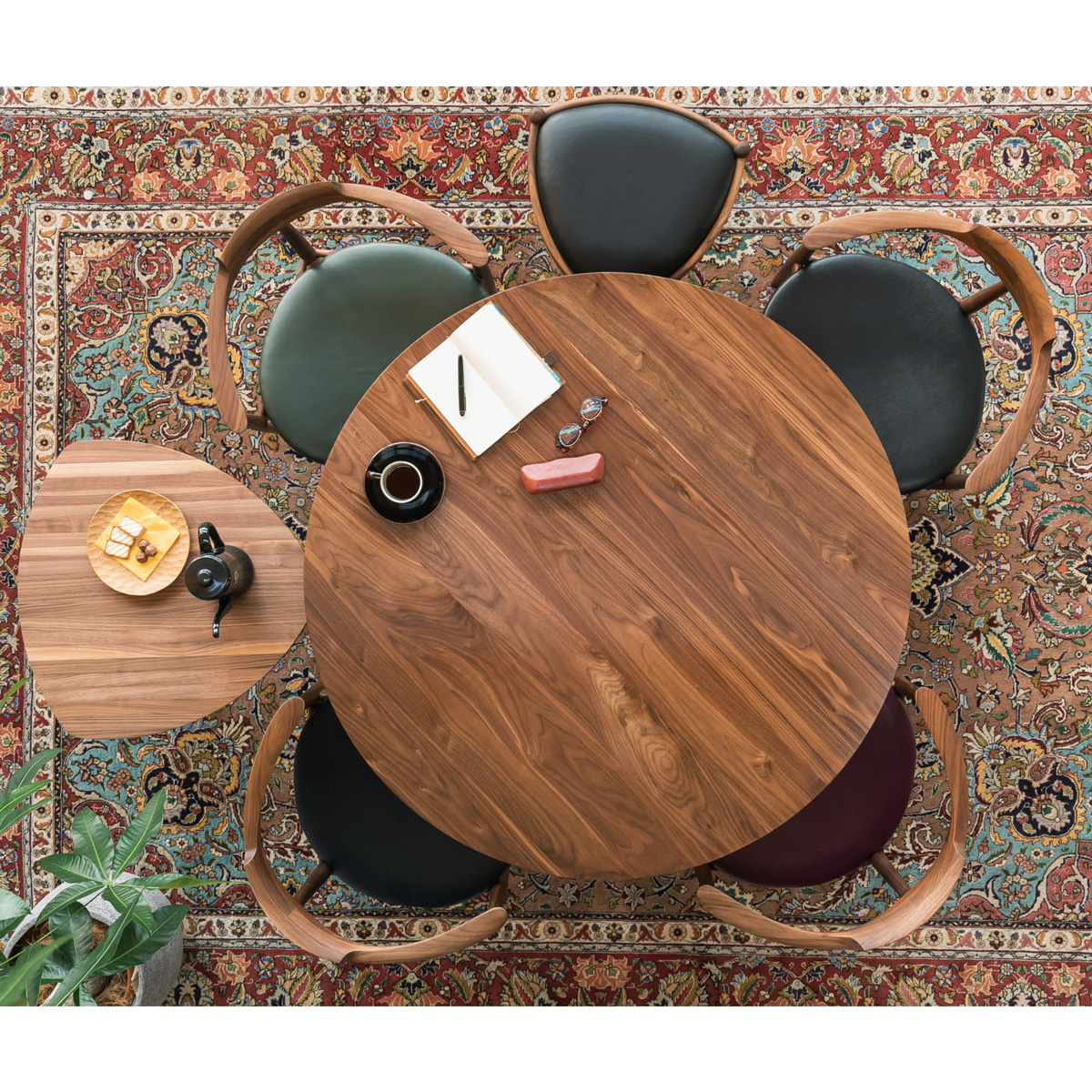 0コーナーチェア・丸テーブル コーナーチェア・丸テーブル シンケンスタイルファニチャー